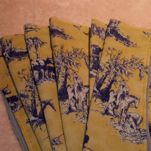 Homemade Vintage Village Scene Baby Blanket - Picture 2 of 6